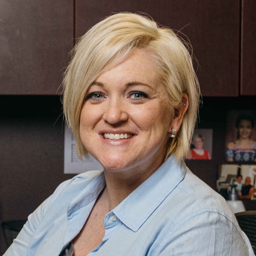 Photo of Ashley Lowe
